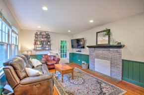 Cozy Charlottesville Home with Yard, Near Dtwn!